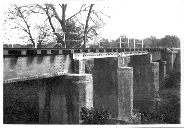 Puente sobre la riera Verneda